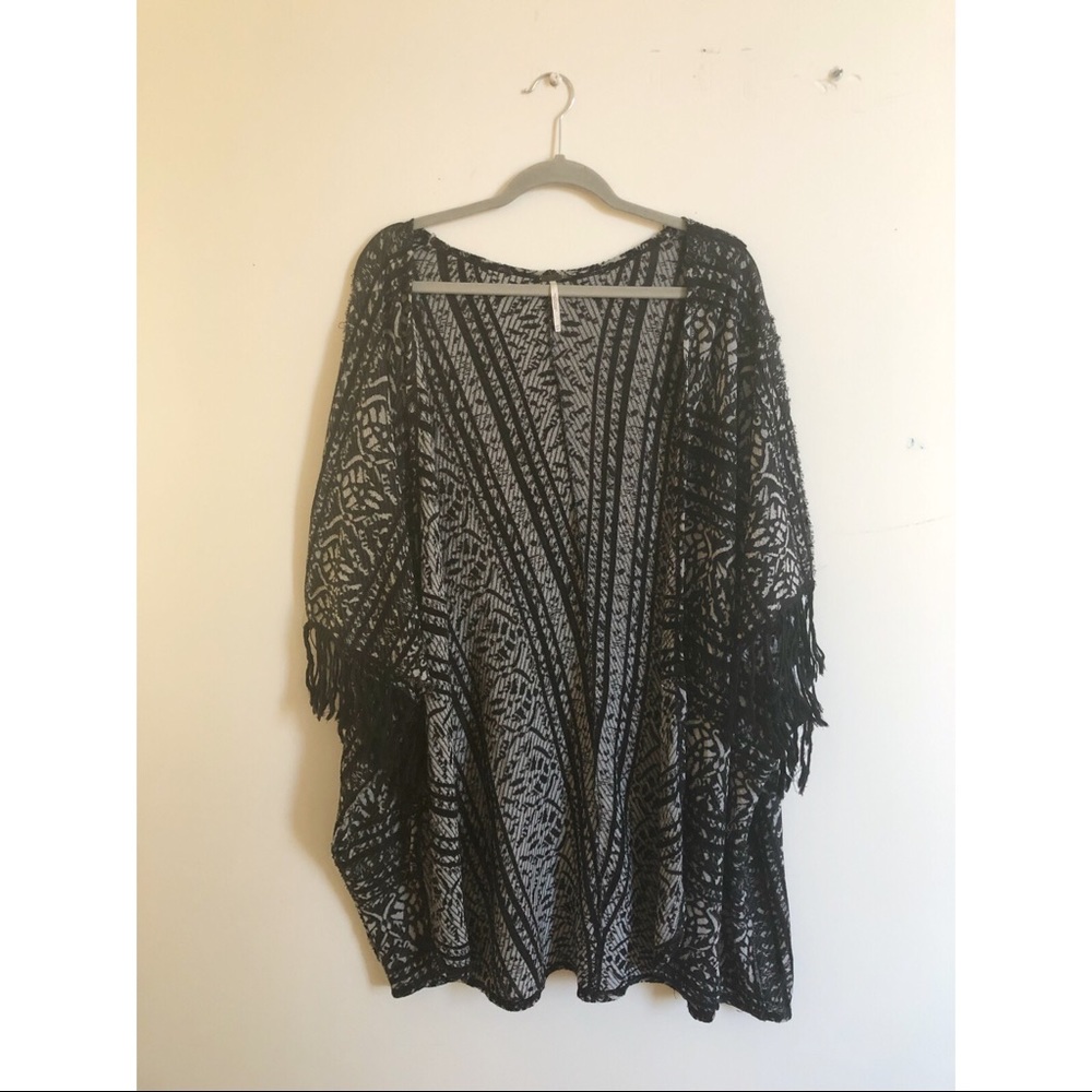 Free People Kimono 🌹